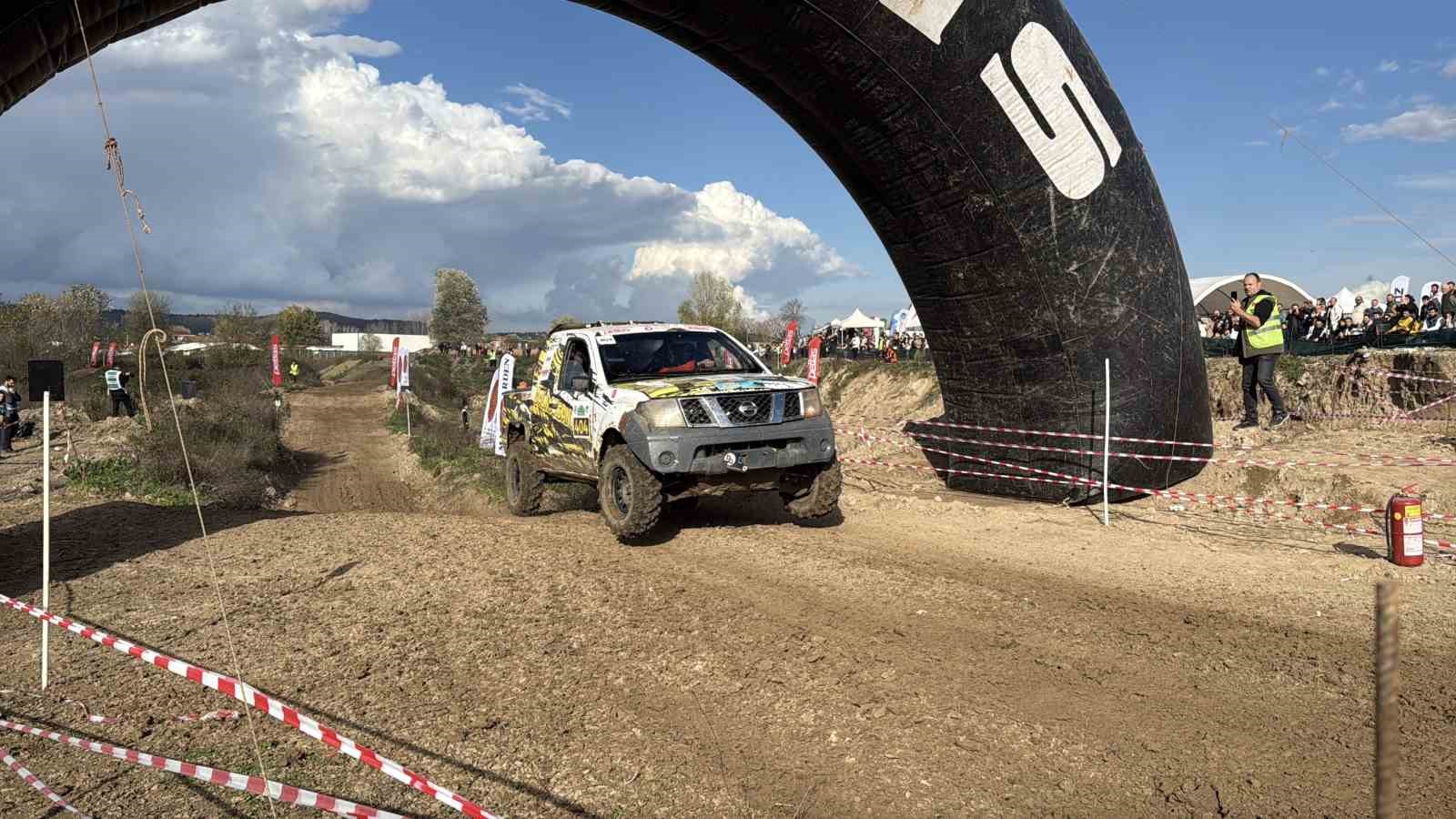 Rampada, çamurda sınırları zorladılar: Türkiye Off-Road Şampiyonası’nın 6. ayak yarışları nefes kesti 12 rampada camurda sinirlari zorladilar turkiye off road sampiyonasinin 6 ayak yarislari nefes kesti 8 gpFjqipA