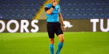 rams-basaksehir-galatasaray-macinin-vari-sarper-baris-latife-oldu-etbgFryc.jpg