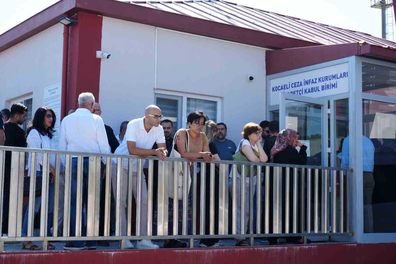 ravive davasinda ucuncu celse gozler kamu gorevlileri iddianamesinde 4 tTJcj5jR