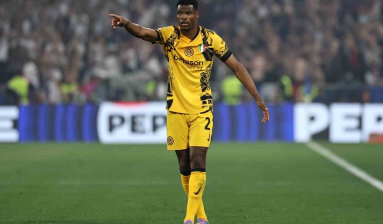 real-madrid-denzel-dumfriesi-kadrosuna-katti-VG2BLCvR.jpg
