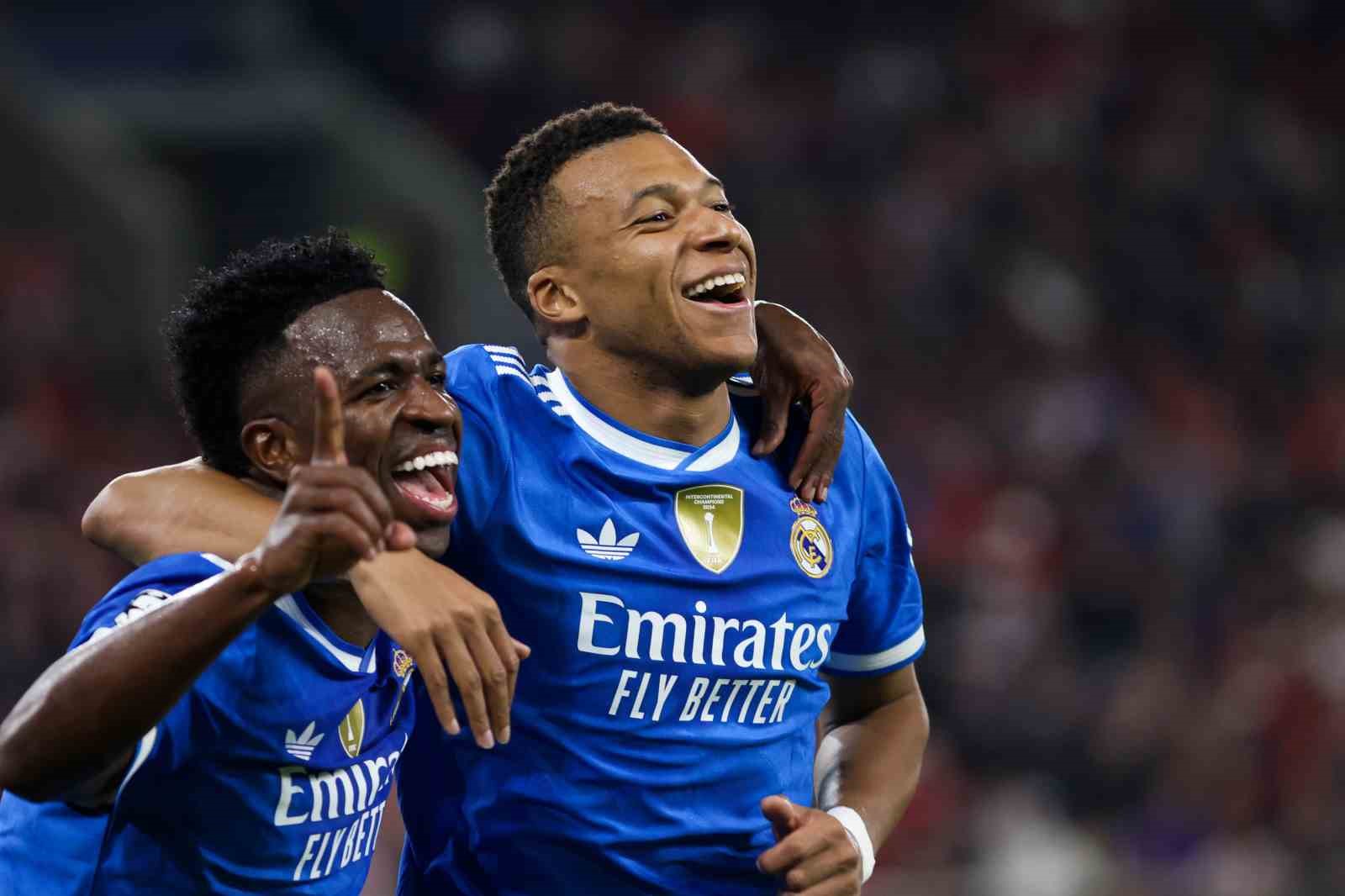 real madrid mbappenin 4 goluyle kazandi 3 PCSftzqW