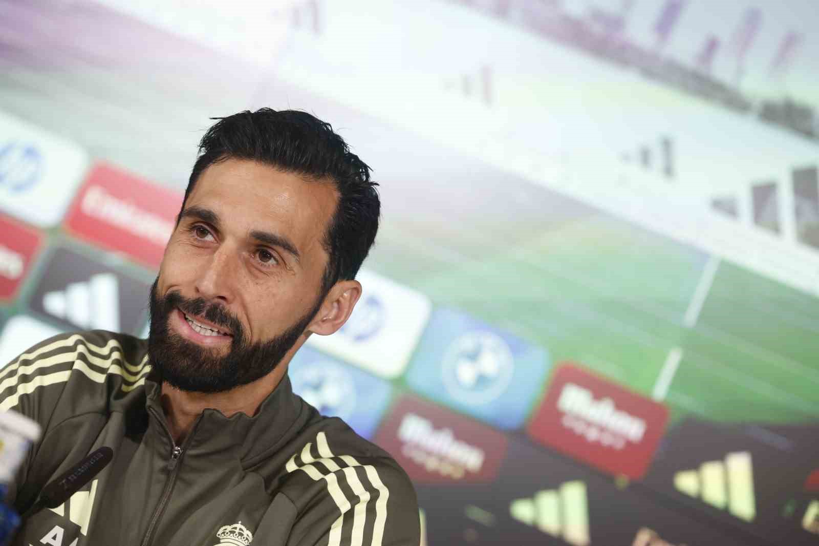 Real Madrid Teknik Direktörü Alvaro Arbeloa görevini bırakacağını açıkladı 4 real madrid teknik direktoru alvaro arbeloa gorevini birakacagini acikladi 0 WMpgrmR7