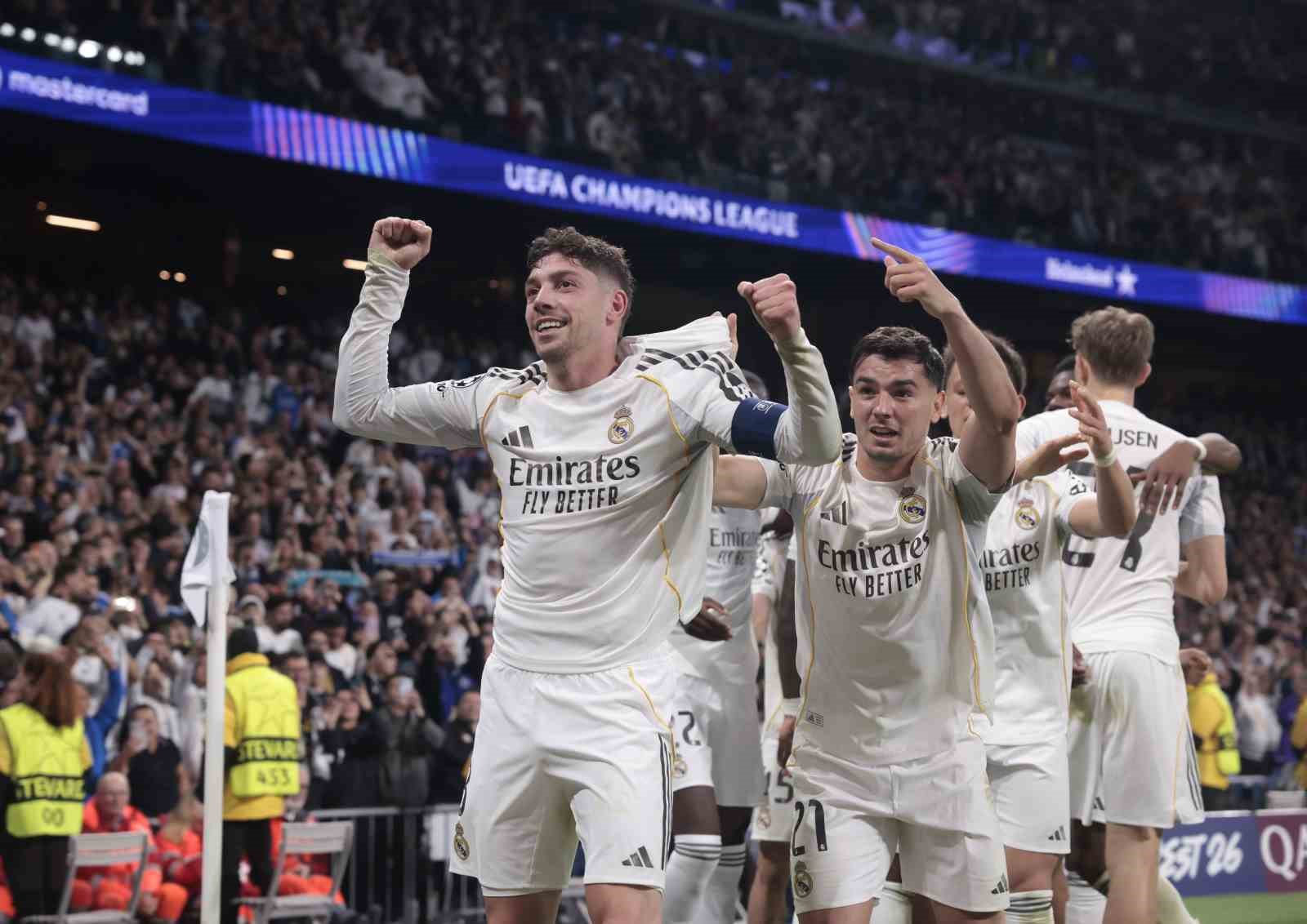 real madrid tur kapisini araladi 1 UbU2WWY6