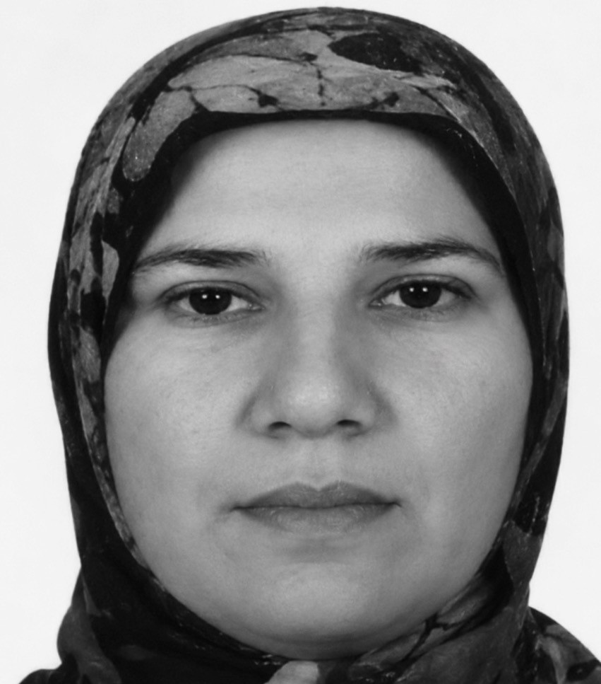 refakatci olarak hastaneye giderken kazada hayatini kaybetti 11 DdlZMiEr