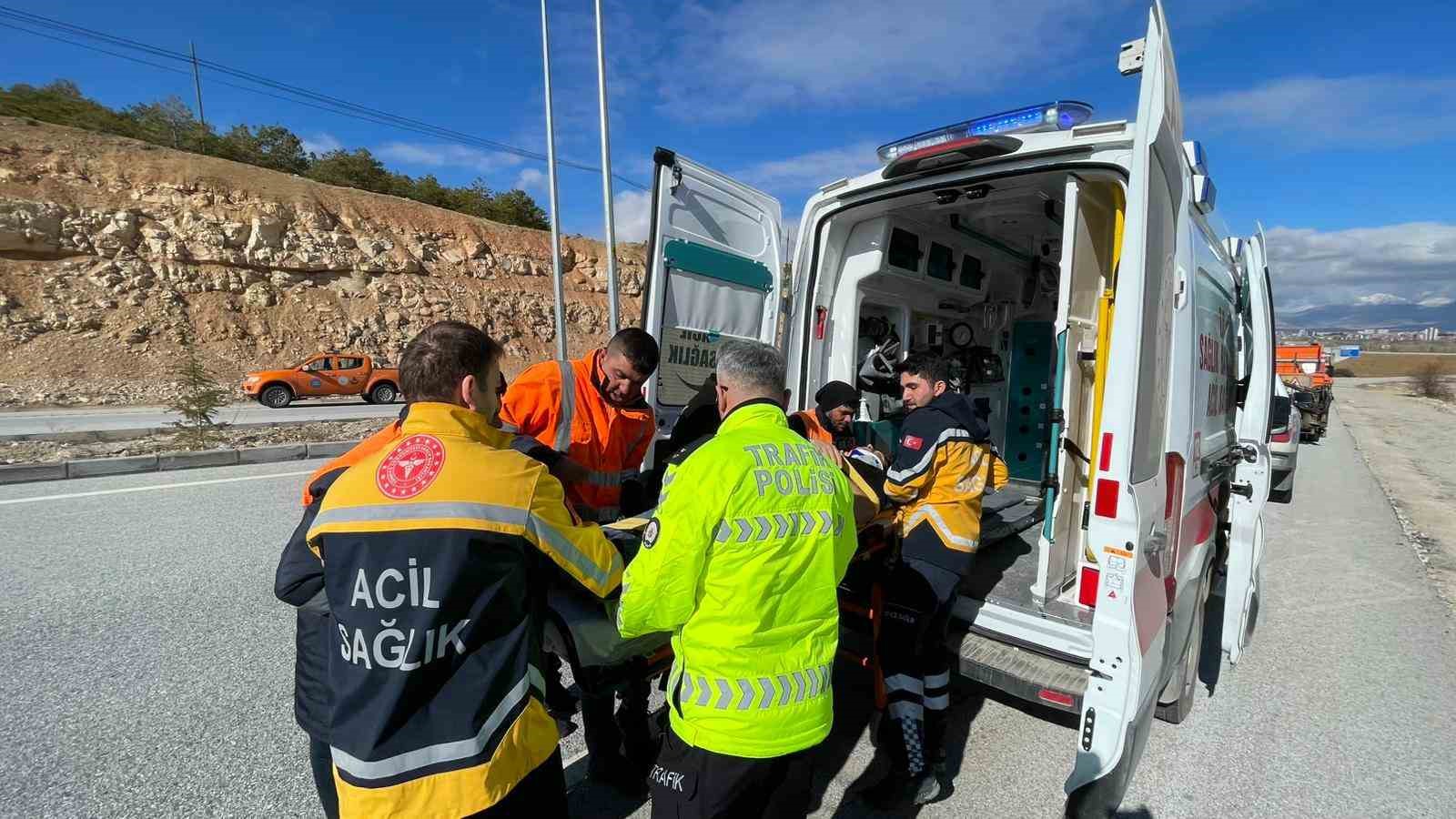 refuje carpan otomobil sarampole takla atti 1 yarali 2 y81XciQQ