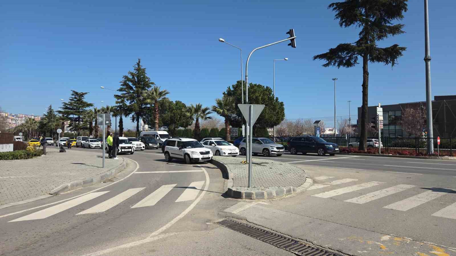 refuje carpan otomobil yan yatti 1 yarali 5 QmjCXVQU