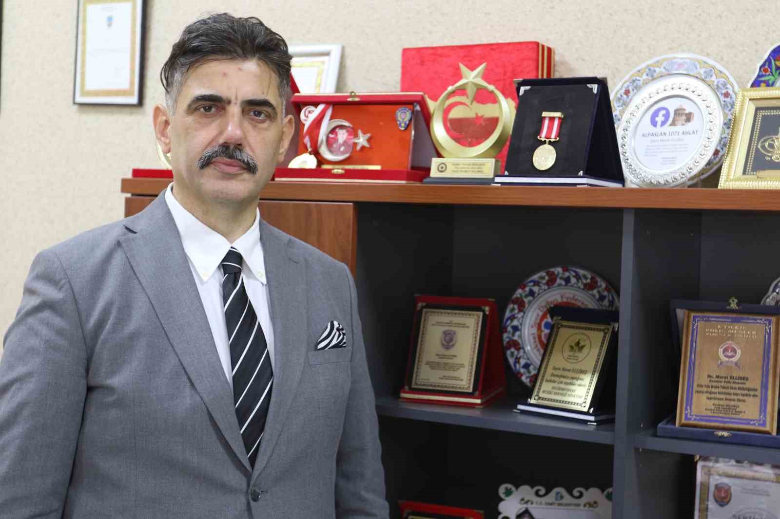 rehin alinan arkadaslarini kurtarmaya giderken vuruldu 0 88sjgdSs