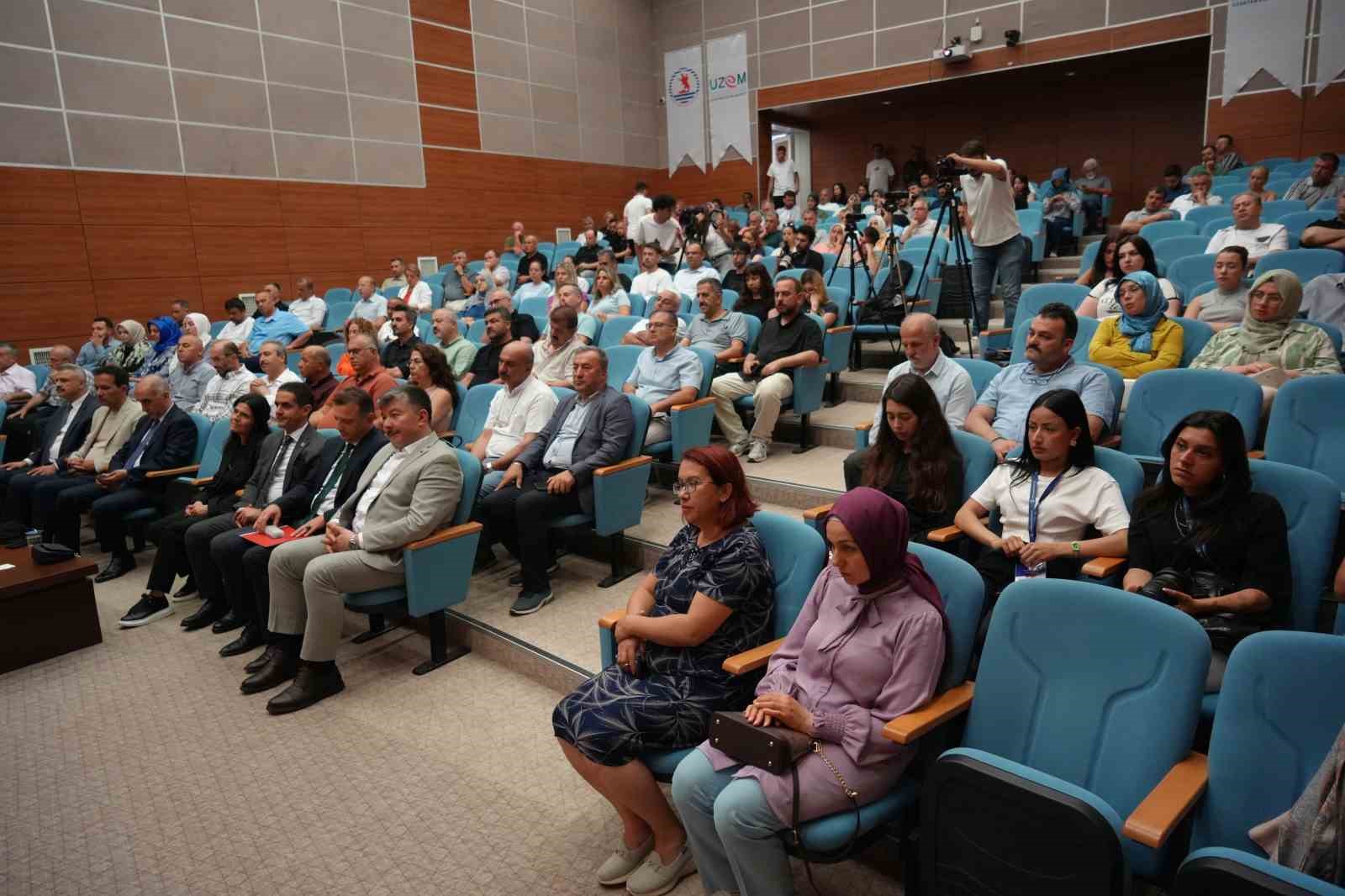 Rektör Aydın: "15 Temmuz, istikbalimize ipotek koymaya çalışanları hayal kırıklığına uğrattı" 5 rektor aydin 15 temmuz istikbalimize ipotek koymaya calisanlari hayal kirikligina ugratti 1 7hsu2Gpw
