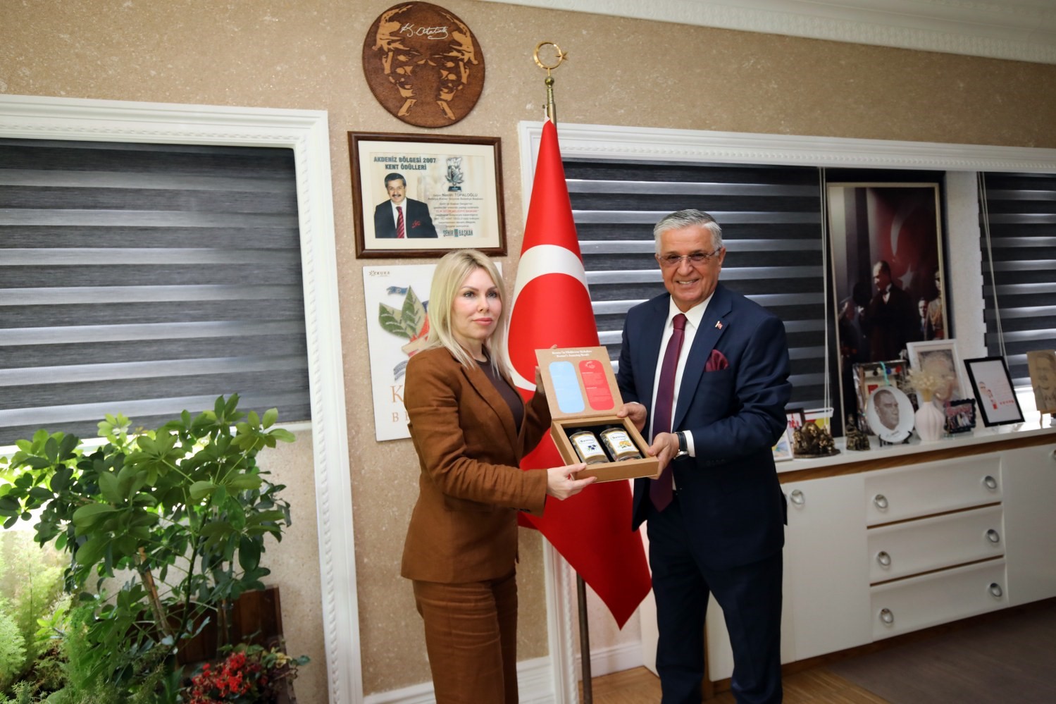 Rektör Özkan "Bu ayın sonunda CAR-T hücreleri ile lösemi ve lenfoma tedavilerine başlayacağız" 4 rektor ozkan bu ayin sonunda car t hucreleri ile losemi ve lenfoma tedavilerine baslayacagiz 0 yjc1cKPB