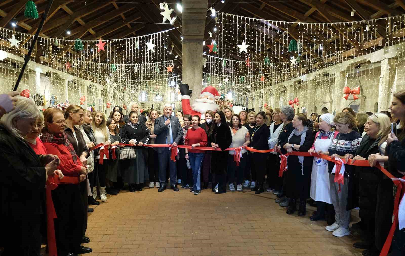 rengarenk el emegi urunlerle yeni yil coskusu basladi 0 vOMcrDei