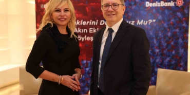 renklerini-duydunuz-mu-kitabinin-imza-gunu-galeri-denizde-gerceklesti-lXVAwE1V.jpg