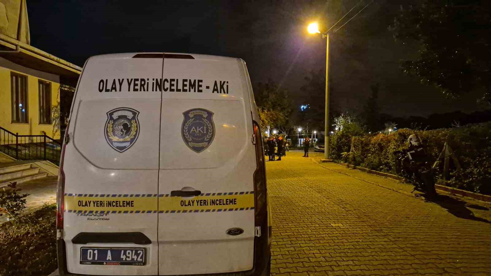 restoranda once selamlastilar sonra silahlar konustu 1 olu 1 yarali 2 utCPZfMK