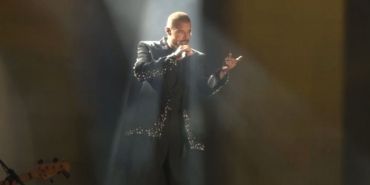 ricky-martin-15-yil-aradan-sonra-istanbul-sahnesinde-xgMKemZk.jpg