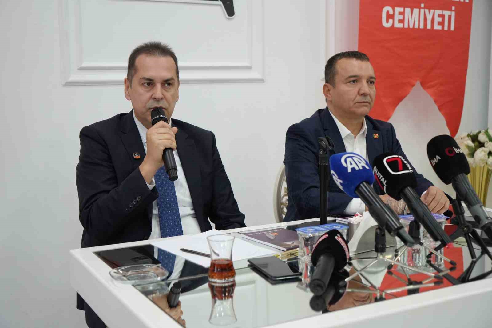 Rıza Perçin: "Antalyaspor için biraz dilenci olduk, 35 milyon Dolar’dan fazla borç var" 7 riza percin antalyaspor icin biraz dilenci olduk 35 milyon dolardan fazla borc var 3 38imdFkk