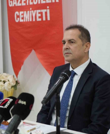 riza-percin-antalyaspor-icin-biraz-dilenci-olduk-35-milyon-dolardan-fazla-borc-var-GOrdlNyK.jpg