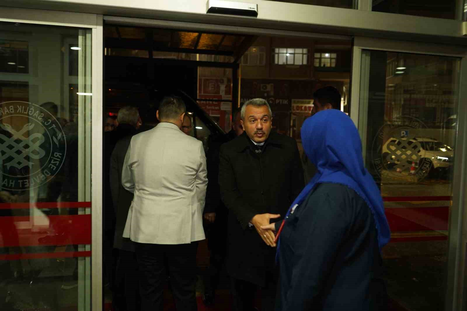 Rize protokolünden yeni yıla çalışarak girenlere ziyaret 9 rize protokolunden yeni yila calisarak girenlere ziyaret 5 uKBdl7ER