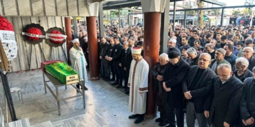 rizede-10-kattan-duserek-hayatini-kaybeden-akademisyen-son-yolculuguna-ugurlandi-1FhuHUHs.jpg