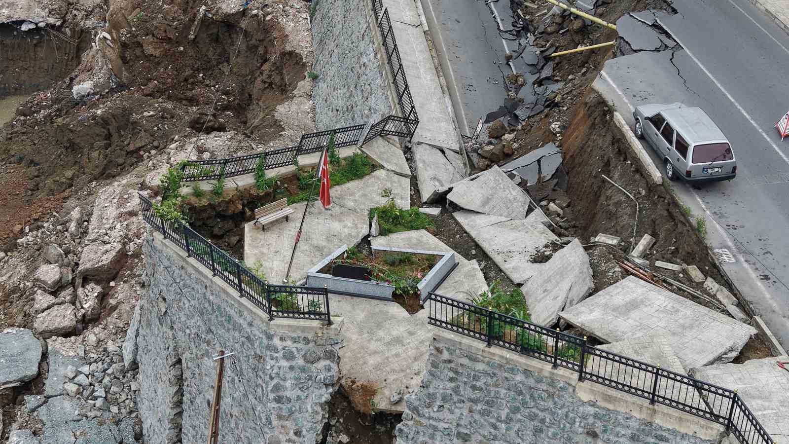rizede 2 binanin tahliyesine olan gocuk havadan goruntulendi 4 lUOkp6Yf