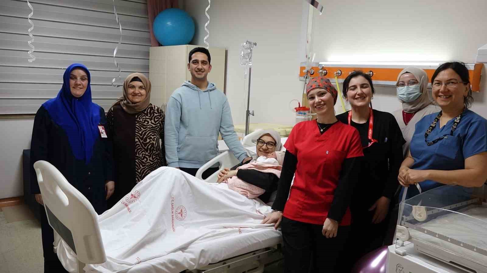 rizede 2026 yilinin ilk bebegi elif bilge oldu 1 PbBlIpeQ