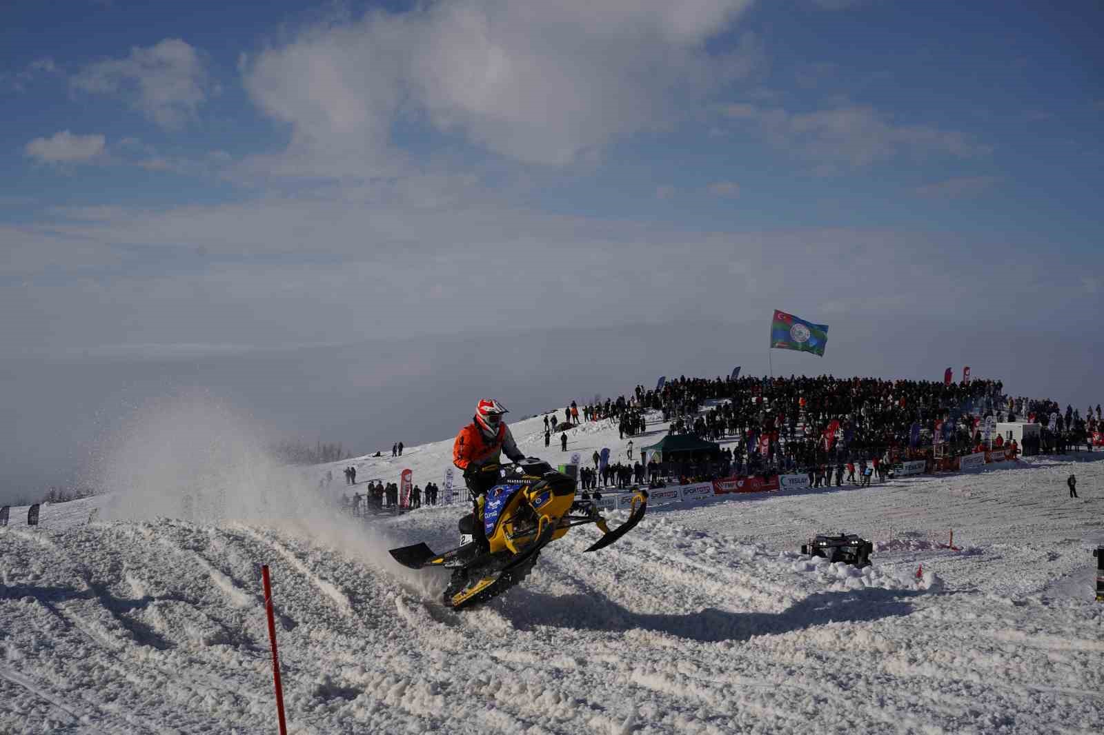 rizede adrenalin sis deniziyle bulustu ortaya gorsel solen cikti 4 A7QgmnFq