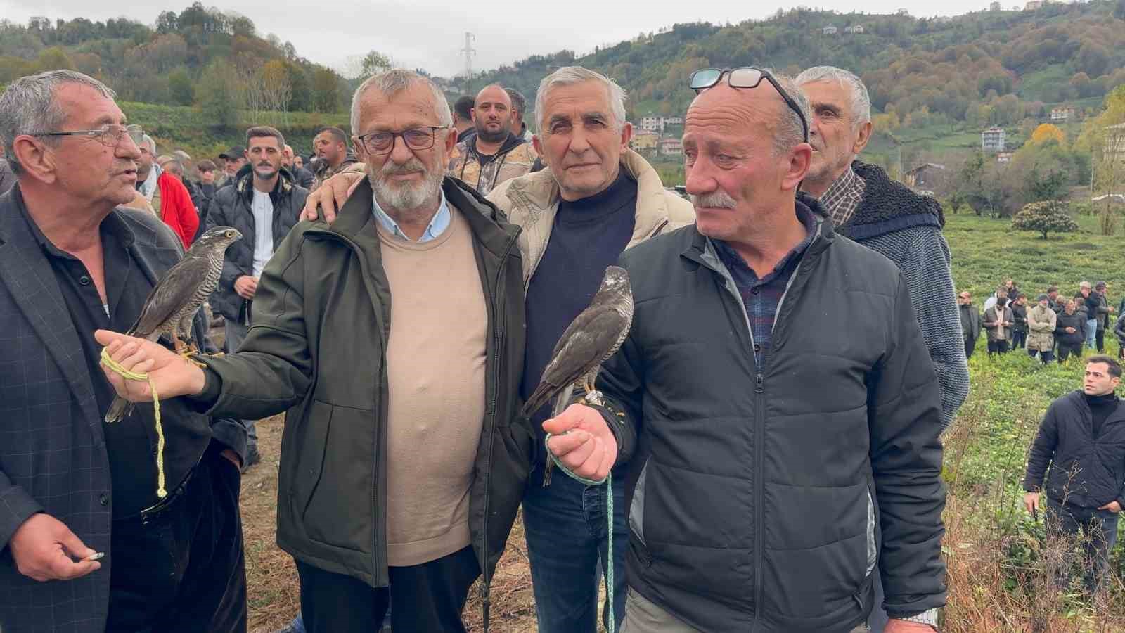 rizede atmacalar bildircin avinda yaristi 6 cdD6mzHa