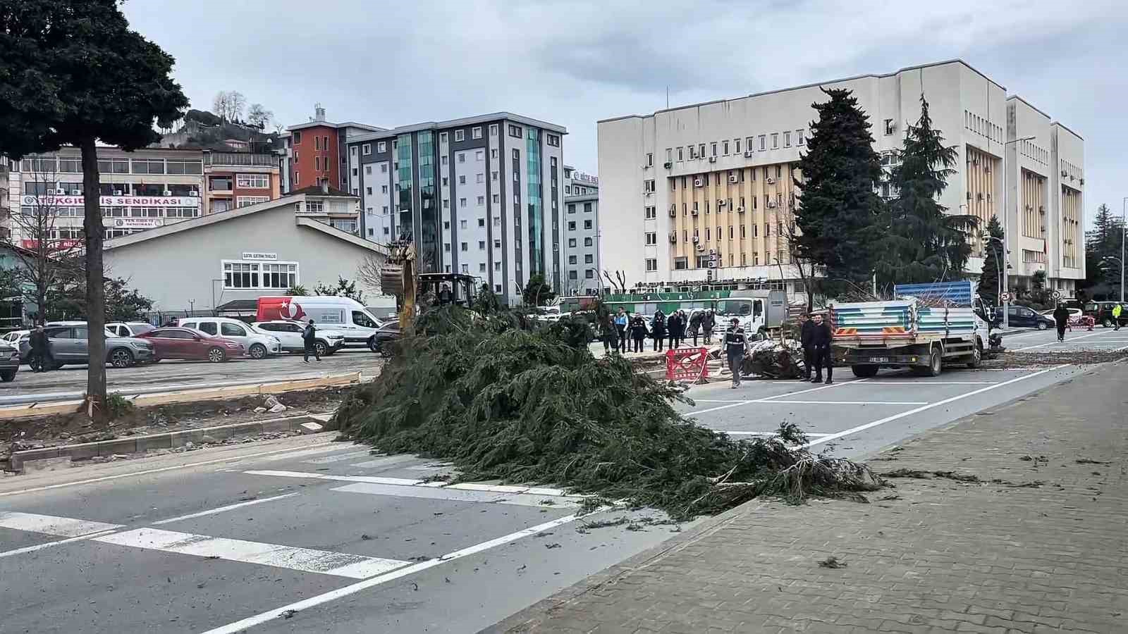 rizede firtina 2 ZElHaMnk