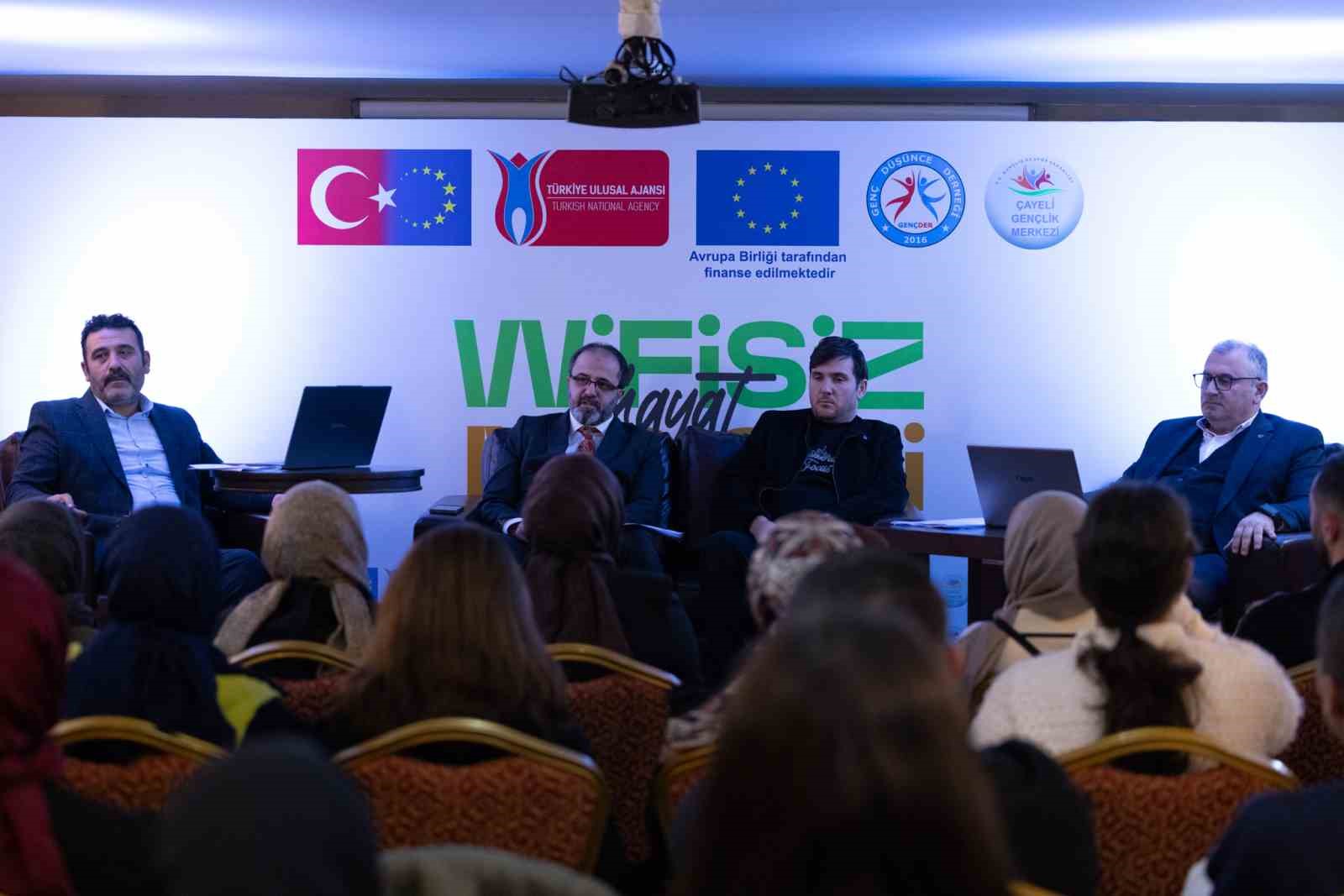 rizede genclerin sosyal medya bagimliligi arastiriliyor 3 K9uwlzMO