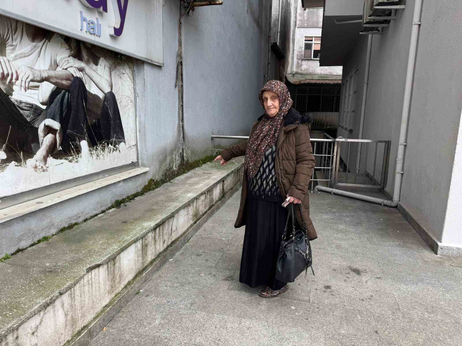 rizede insanlik olmemis dedirten hareket 1 JqA1BTkH