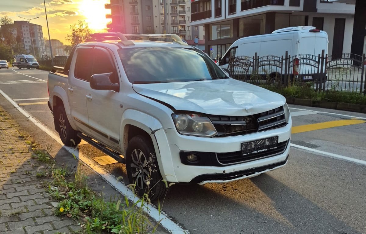 Rize’de kamyonetin çarptığı paramedik ağır yaralandı 5 rizede kamyonetin carptigi paramedik agir yaralandi 1 7PdnXGdC