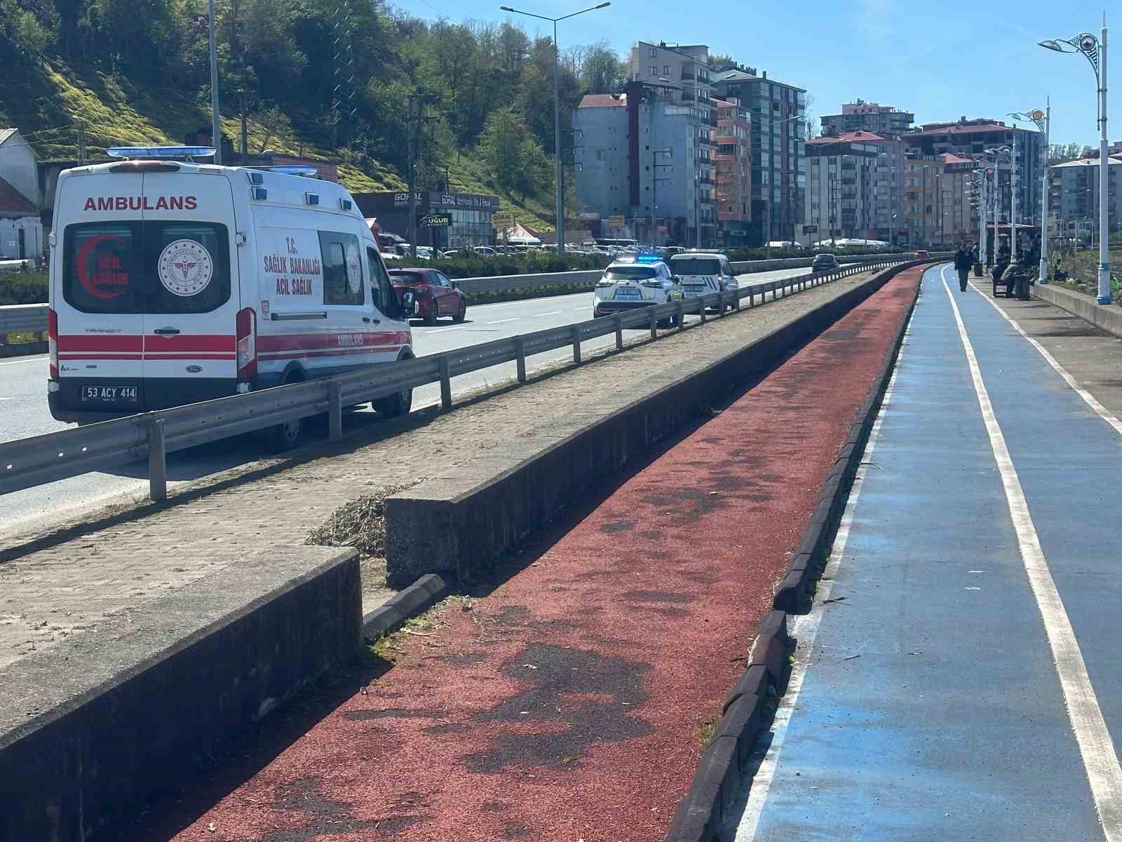 rizede kiyiya vuran erkek cesedi bulundu 1 a9LlyvUa