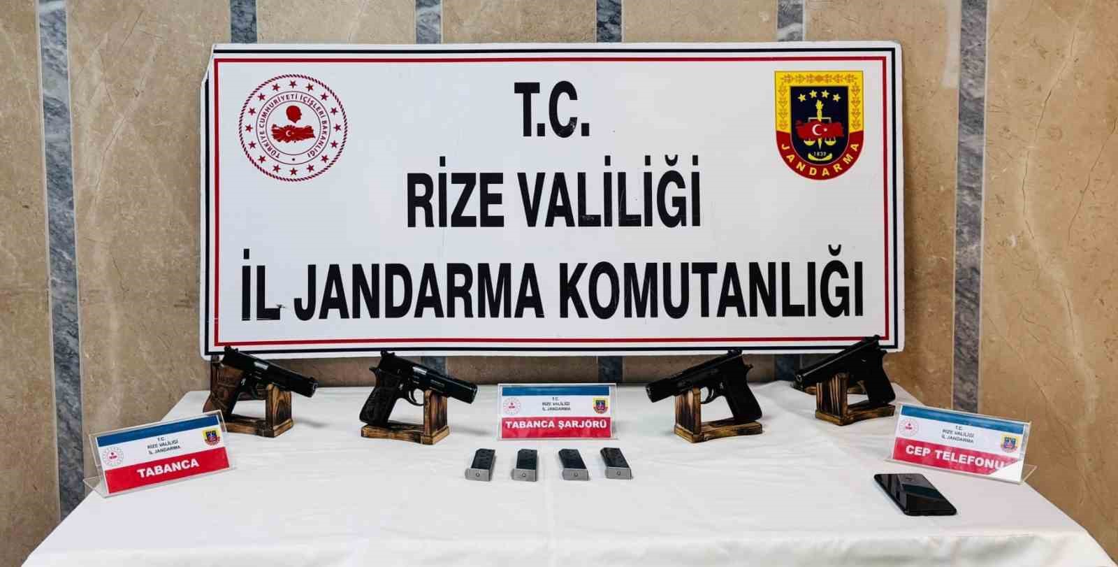 rizede ruhsatsiz silah operasyonu 1 gozlati 0 m3WSTs8t