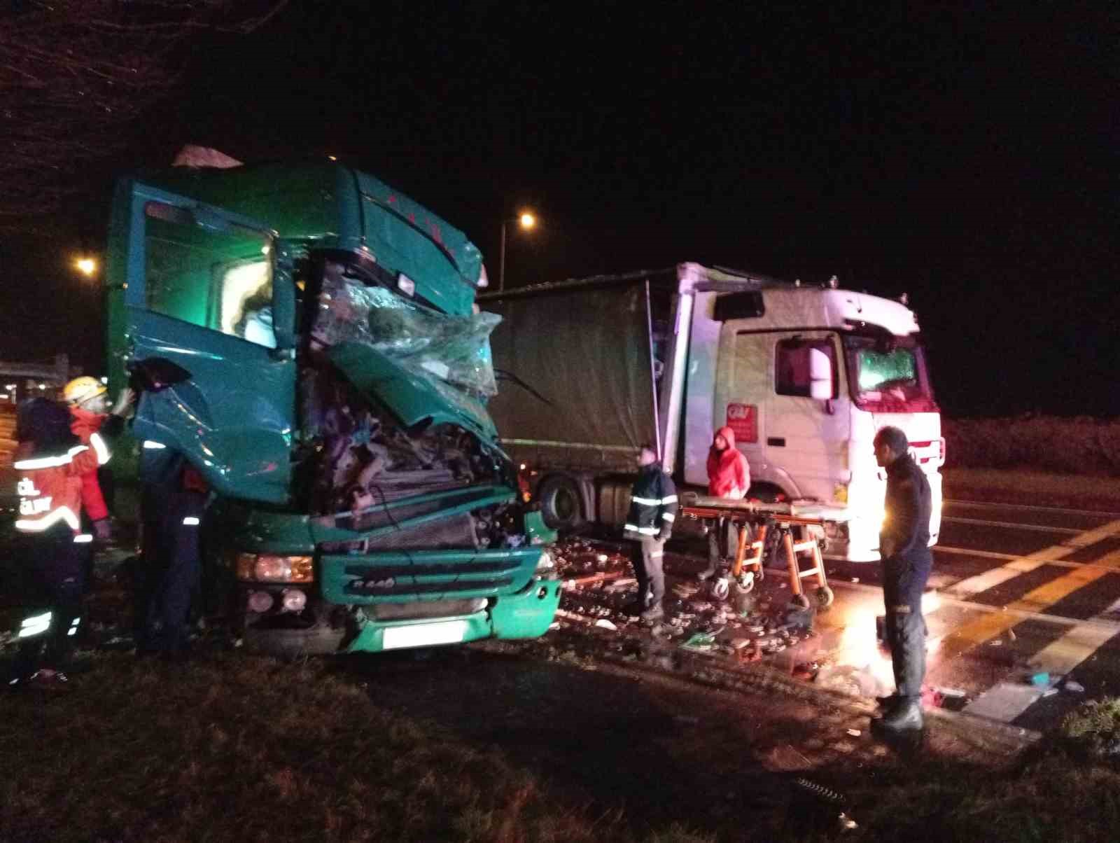 Rize’de tır kazası: 1 yaralı 8 rizede tir kazasi 1 yarali 4 y2yzp3fR