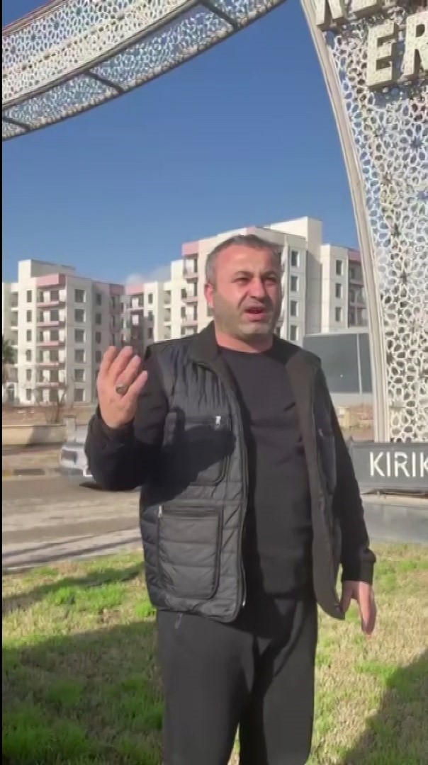Rizeli muhtar Kırıkhan’da karşılaştığı manzarayla gözlerine inanamadı 5 rizeli muhtar kirikhanda karsilastigi manzarayla gozlerine inanamadi 1