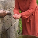 rizelinin-gugumden-cesmesi-ilgi-cekiyor-ZTvuq4bH.jpg