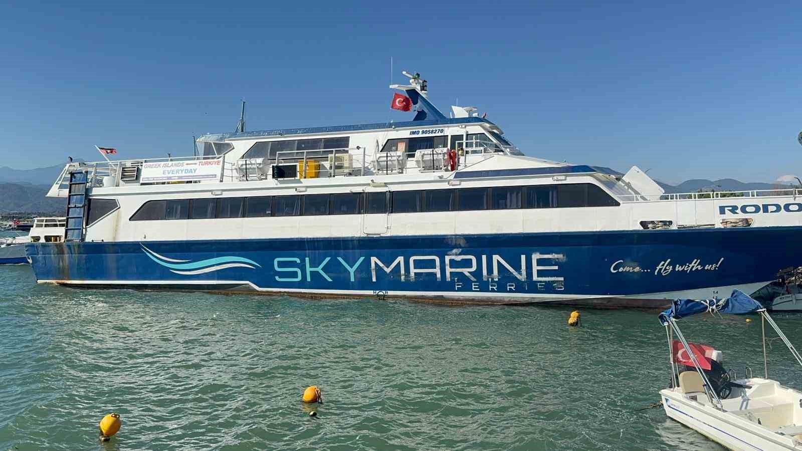 Rodos seferi yapan feribot Fethiye’de karaya oturdu 6 rodos seferi yapan feribot fethiyede karaya oturdu 2 S32yRZ4y