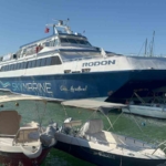 rodos-seferi-yapan-feribot-fethiyede-karaya-oturdu-dRjRvKEZ.jpg
