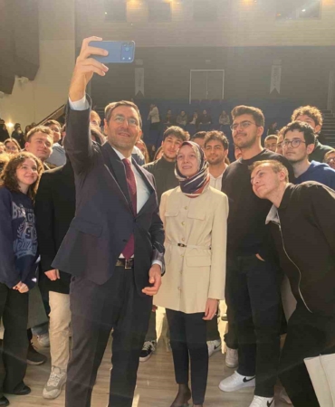 roketsan-yonetim-kurulu-baskani-ikinci-roketsan-savunma-alaninda-ulkemizin-en-hizli-buyuyen-ikinci-sirketi-5hBX2TOz.jpg
