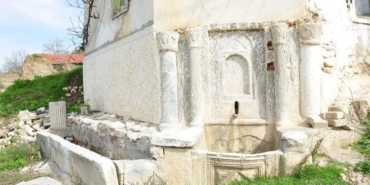 roma-donemi-mermer-cesme-tahrip-edildi-stRMx7QG.jpg
