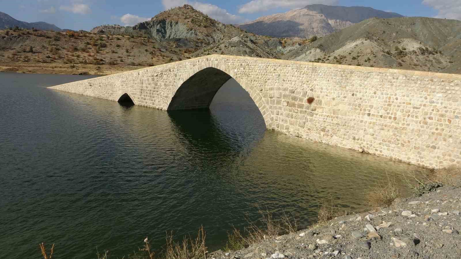 roma donemine ait altinli koprusu sular altinda kaliyor 3 MNHnz9AC
