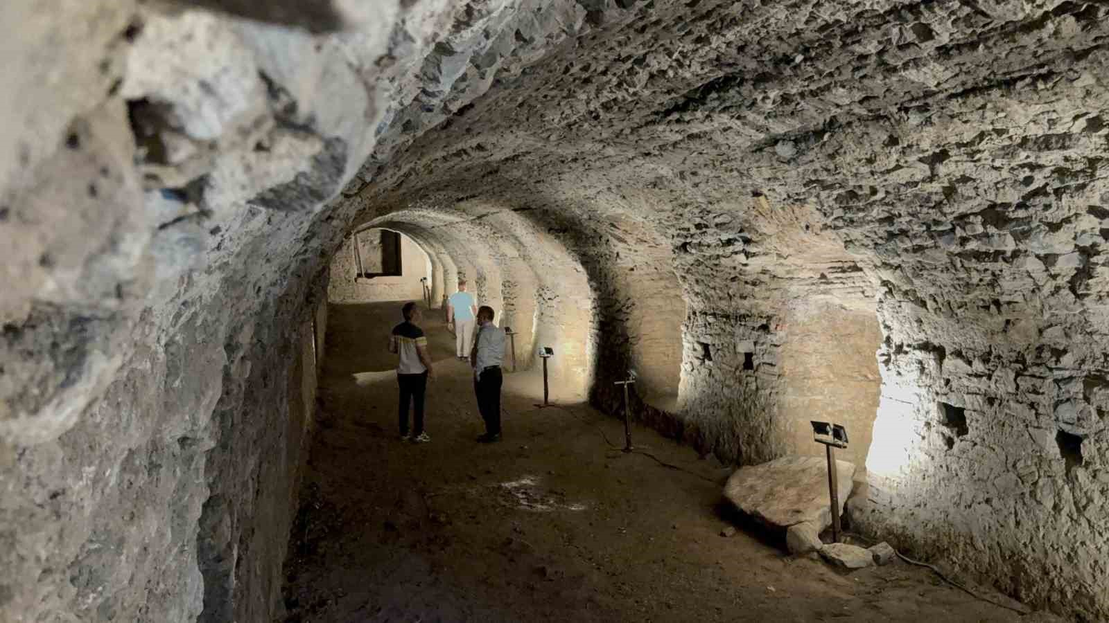 roma lejyonlarinin muhimmatinin saklandigi depo tarihe taniklik ediyor 0 6llmtCgZ