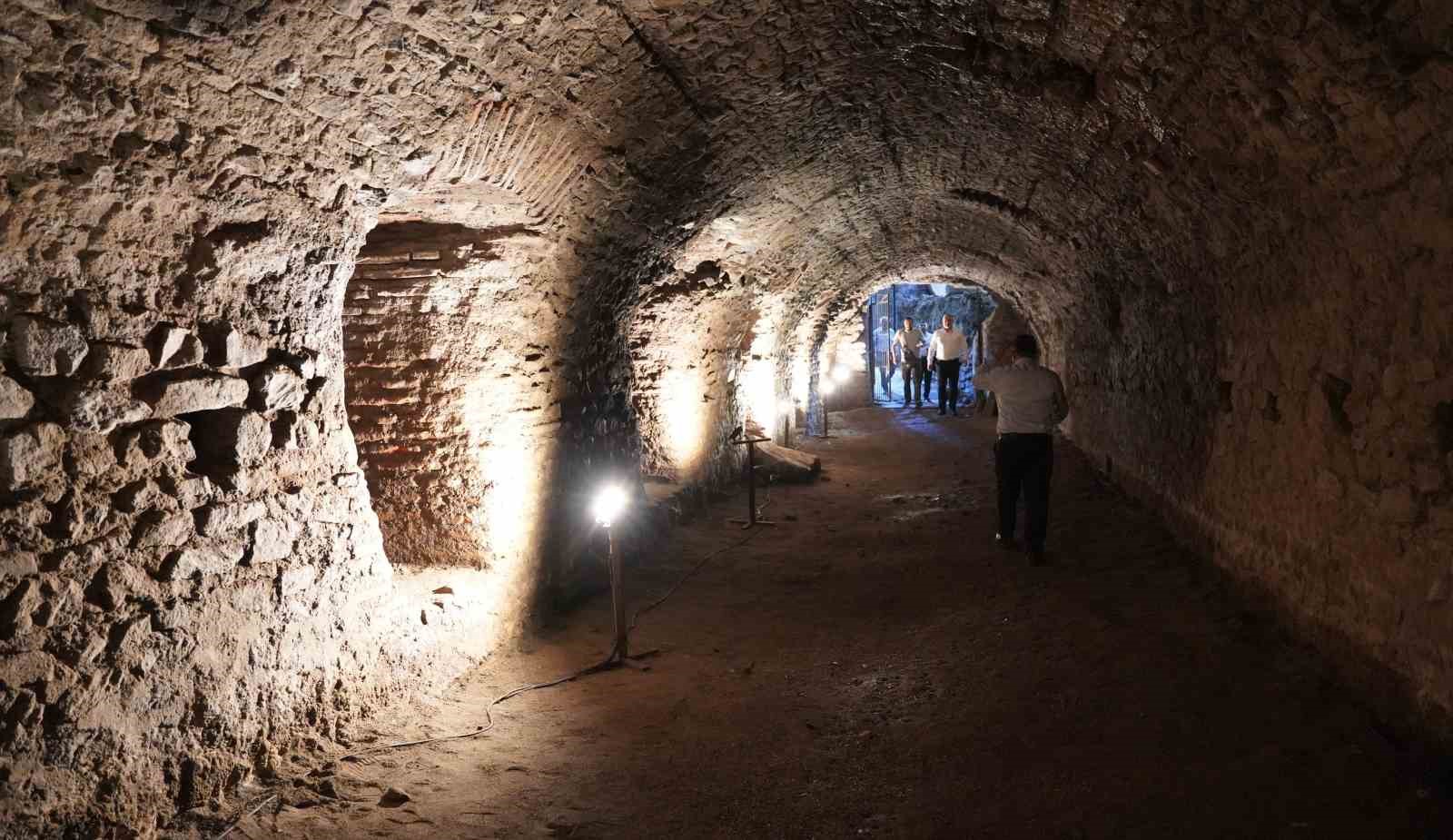 roma lejyonlarinin muhimmatinin saklandigi depo tarihe taniklik ediyor 8 NC6GT3Im