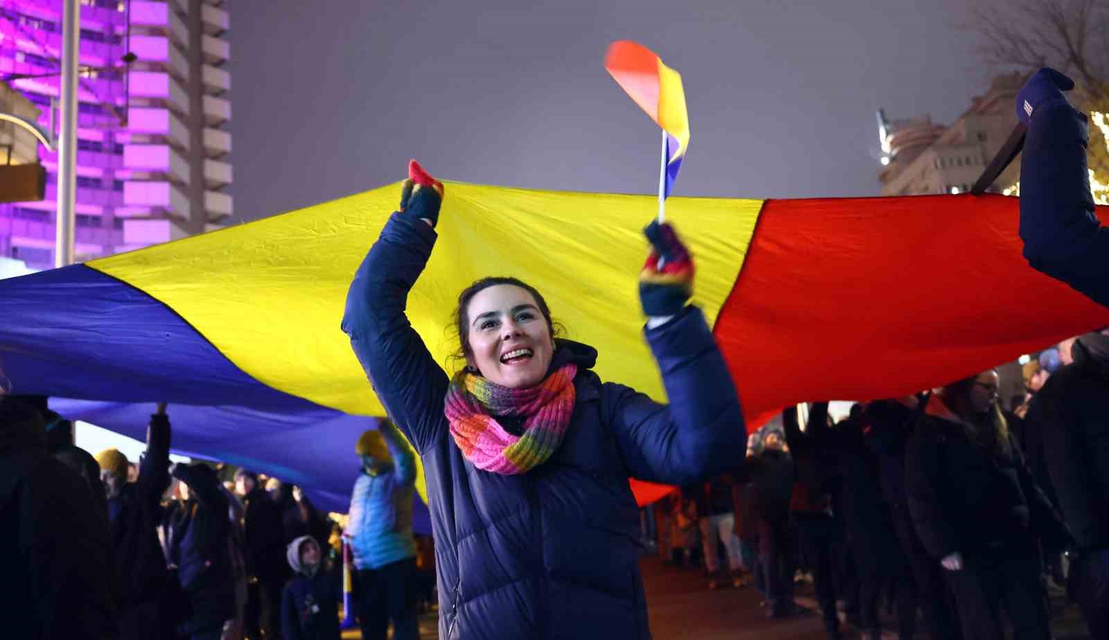 romanyada binlerce kisi yargidaki usulsuzlukleri protesto etti 2 XdrO1TzZ