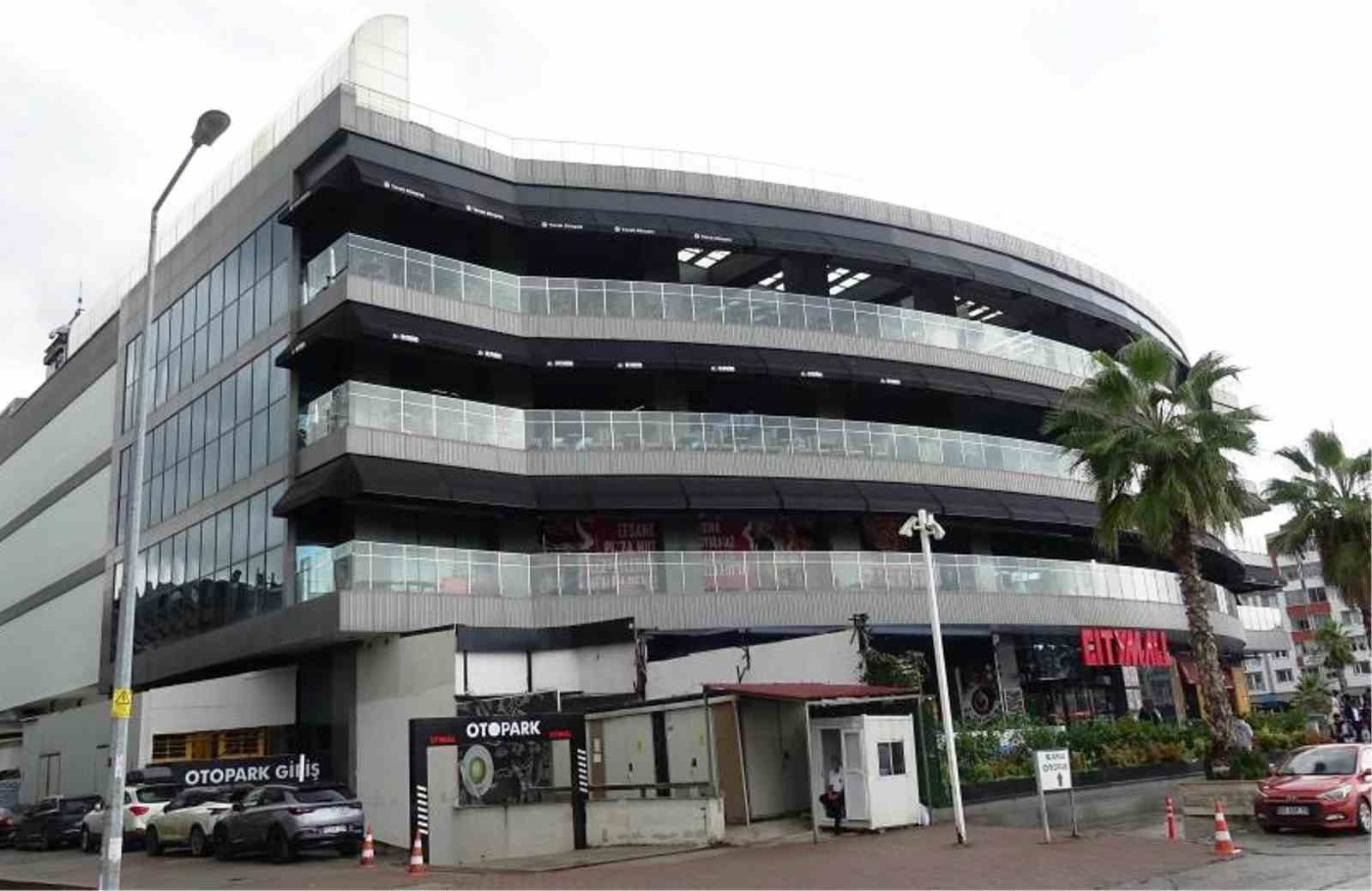Ruhsatı iptal edilen CityMall AVM’de mühürleme krizi: Mahkeme son dakika durdurdu 4 ruhsati iptal edilen citymall avmde muhurleme krizi mahkeme son dakika durdurdu 0 UOUWGhhh