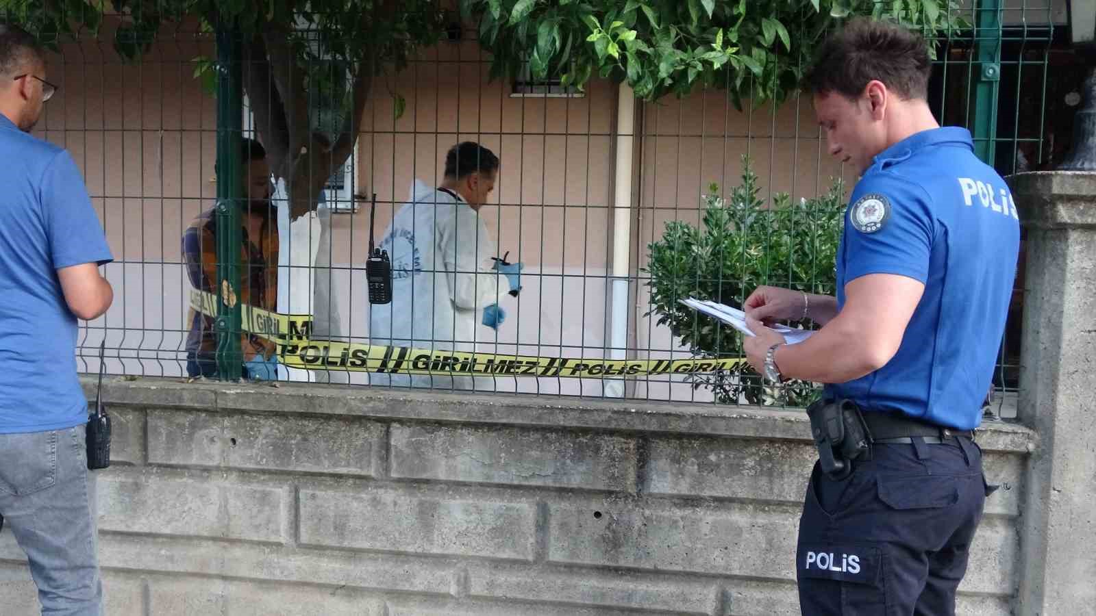 Rus turist bahçede ölü bulundu 5 rus turist bahcede olu bulundu 1 FZDXDz69