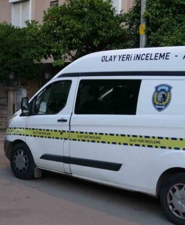 rus-turist-bahcede-olu-bulundu-KntB72DM.jpg