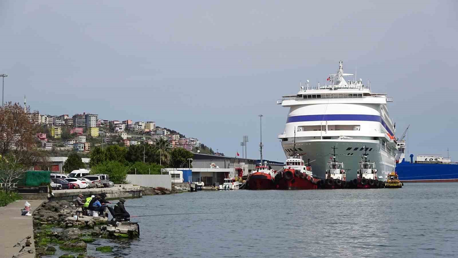 rus turistler aylar sonra kruvaziyer ile samsunda 0 rFwnIXe9