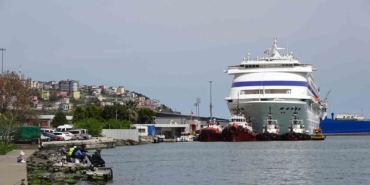 rus-turistler-aylar-sonra-kruvaziyer-ile-samsunda-OMGV86c2.jpg