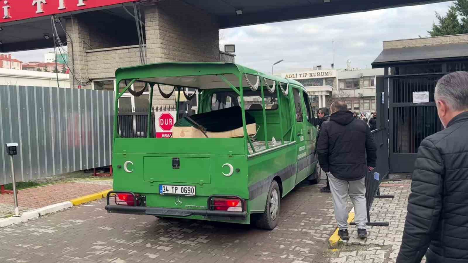 rus yuzucuye ait oldugu degerlendirilen ceset adli tip kurumuna getirildi 0 BAnnEvVN