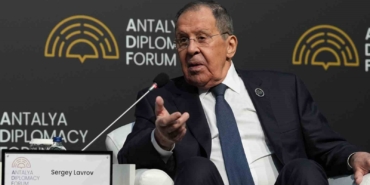rusya-disisleri-bakani-lavrov-bu-savas-batinin-rusyaya-karsi-ukrayna-eliyle-yuruttugu-savastir-chCXUqW8.jpg