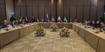 rusya-ukrayna-abd-uclu-gorusmeleri-cenevrede-basladi-QleK7q8X.jpg